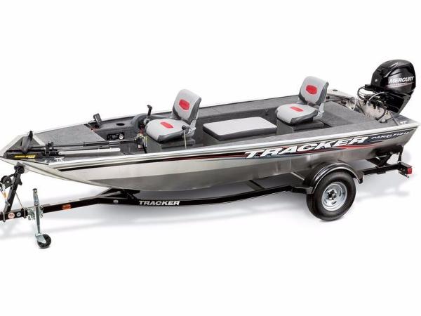2017 TRACKER BOATS Panfish 16 With trailer