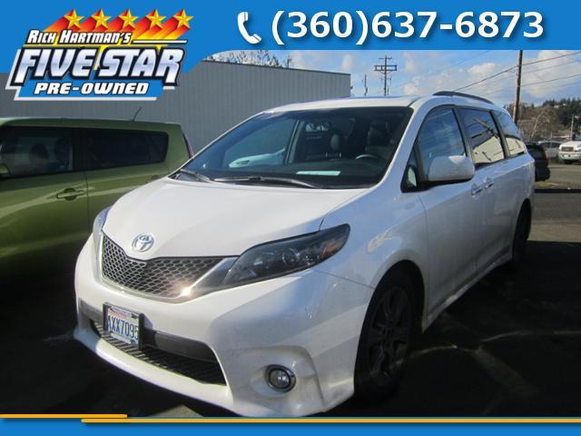 2015 Toyota Sienna SE 8-Passenger