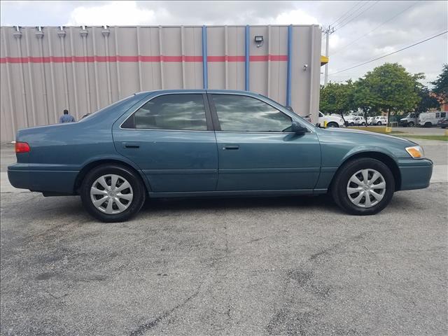 2000 TOYOTA CAMRY