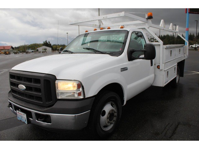 2005 Ford F-350 Dually Service Body