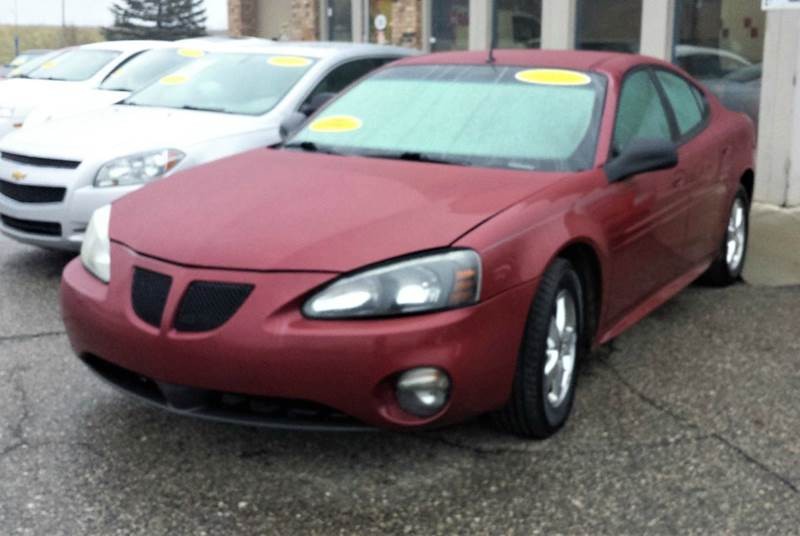 2005 Pontiac Grand Prix Base 4dr Sedan