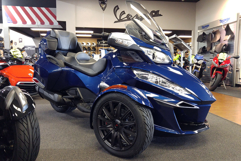 2016 Can-Am Spyder RT Limited 6-Speed Semi-Automatic