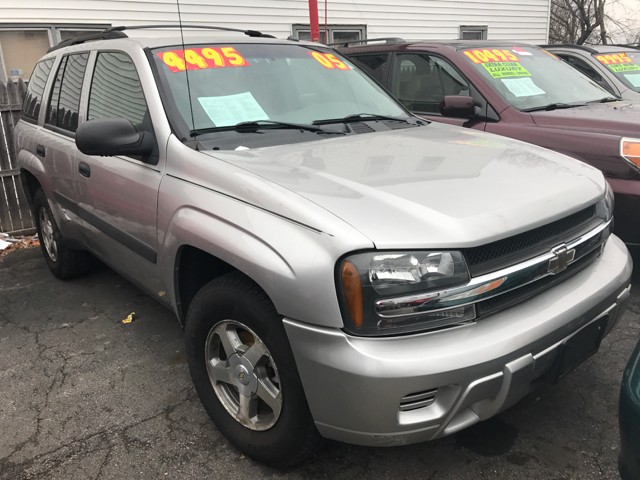 2005 Chevrolet TrailBlazer LS 4dr SUV