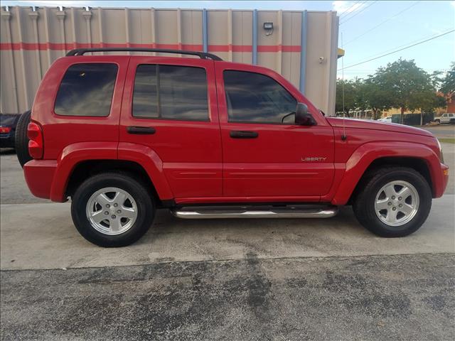 2004 JEEP LIBERTY 4X2 SPORT