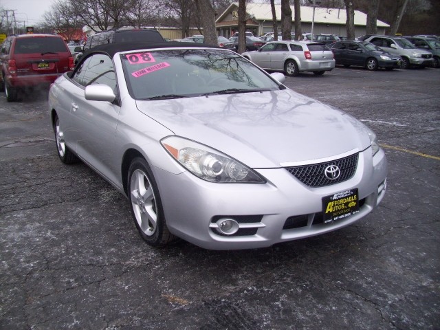 2008 Toyota Camry Sola 2dr Convertible SLE (A5)