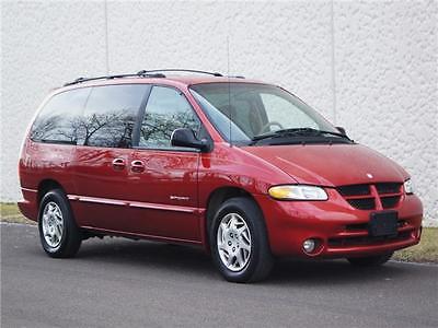 2000 Dodge Caravan SE HANDICAP RAMP LIFT WHEELCHAIR LOADER DISABLED 3RD ROW SEAT RUNS & DRIVES GREAT