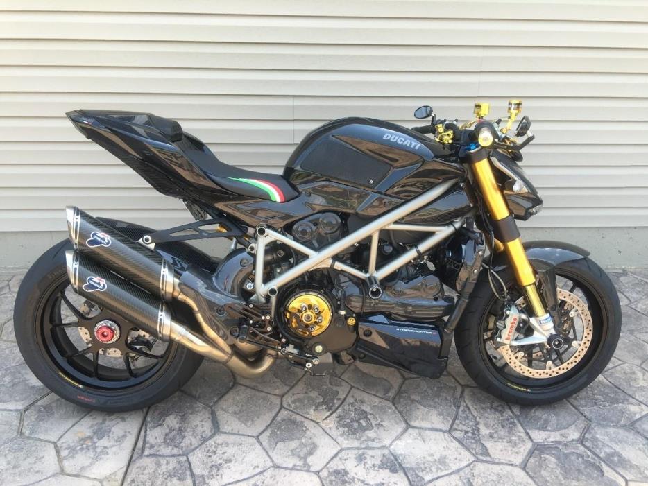 2010 Ducati STREETFIGHTER S