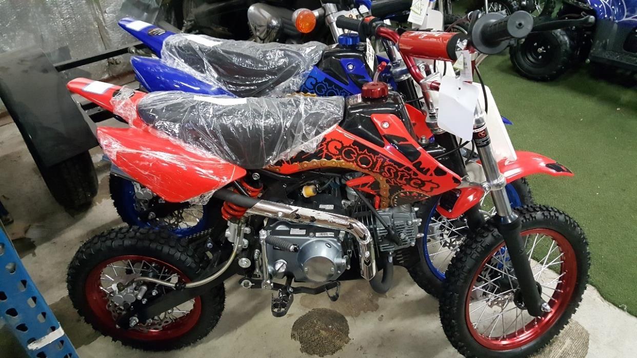 2016 Coolster Red 125cc Manual Clutch Mid Size Dirt Bike