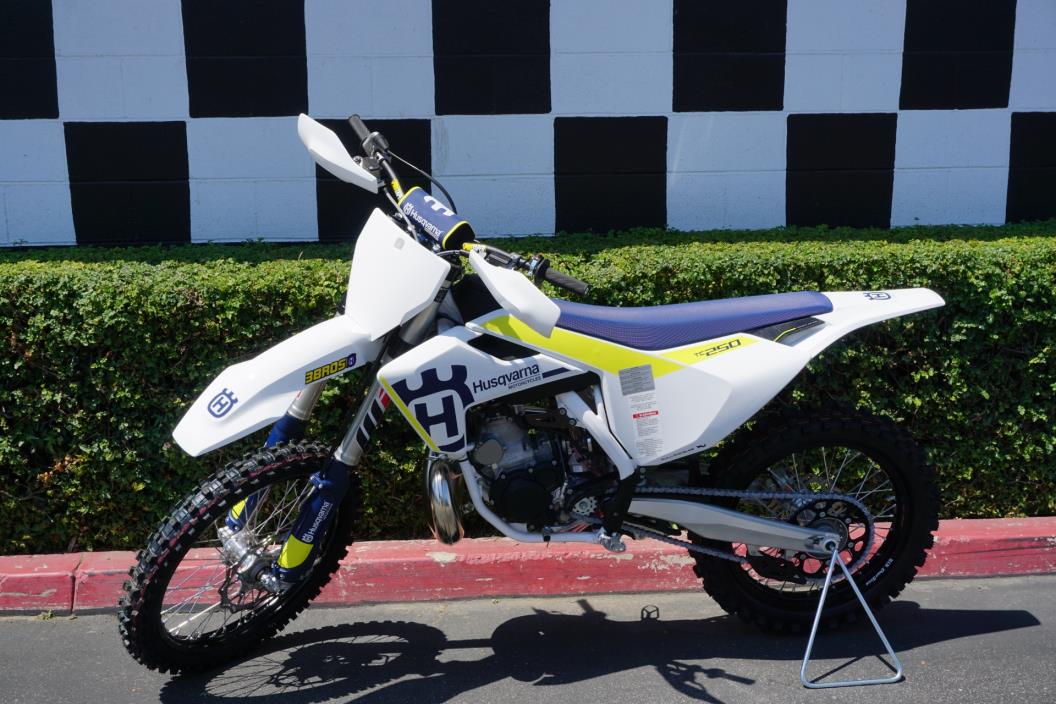 2017  Husqvarna  TC 250