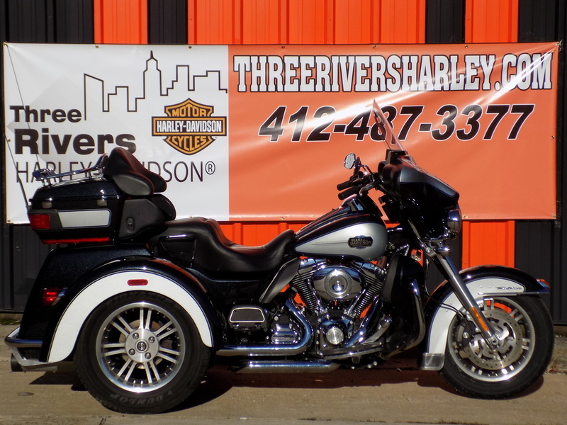 2013 Harley-Davidson FLHTCUTG - Tri Glide Ultra Classic