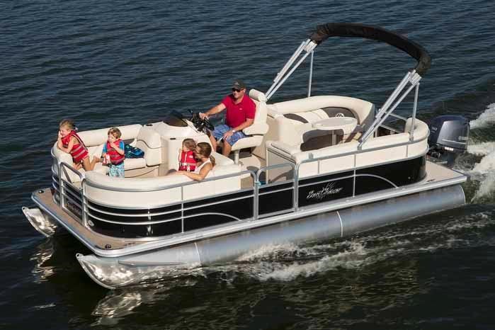 2017 SunChaser Classic Cruise 8520 Lounger