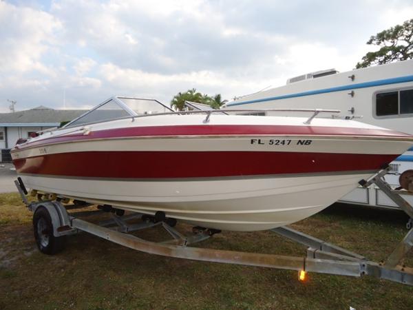 1986 Sun Runner Sun Dancer 210 B