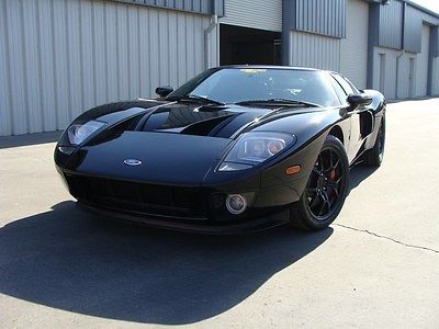 2006 Ford Ford GT 2 Door Coupe 2006 FORD GT BLACK STRIPE DELETE, 3K MILES, BLACK OUT, NEW TIRES, LIKE NEW GT40