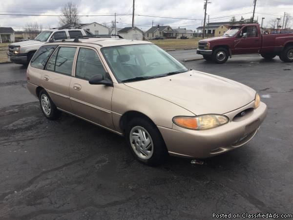 1998 FORD ESCORT WAGON CLEAN 1 OWNER 97000 MILES