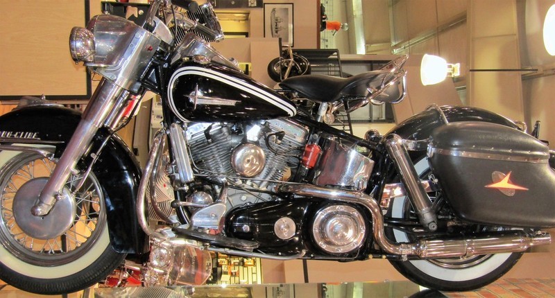 1961 Harley-Davidson FL