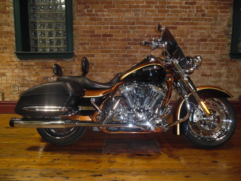 2008 Harley-Davidson FLHRSE4 - Road King Screamin' Eagle 105t