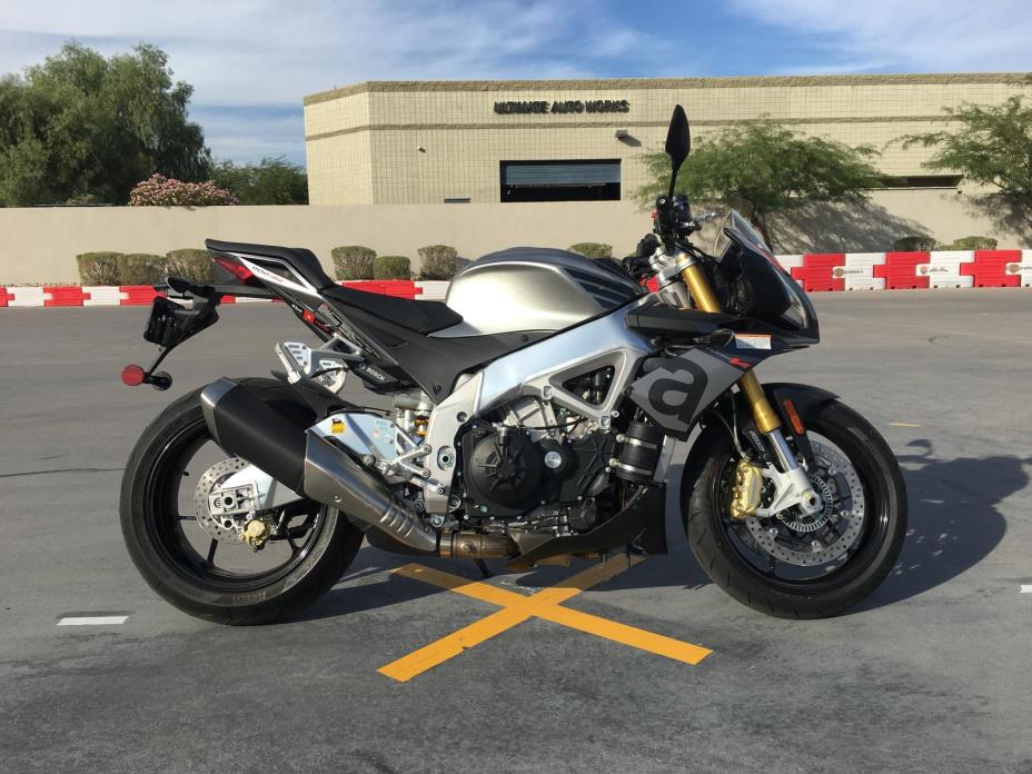 2016 Aprilia Tuono V4 1100RR