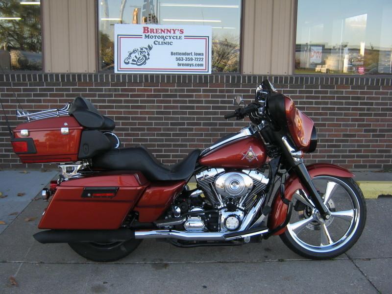 2006 Harley-Davidson FLHTCUI - Ultra Classic Electra Glide