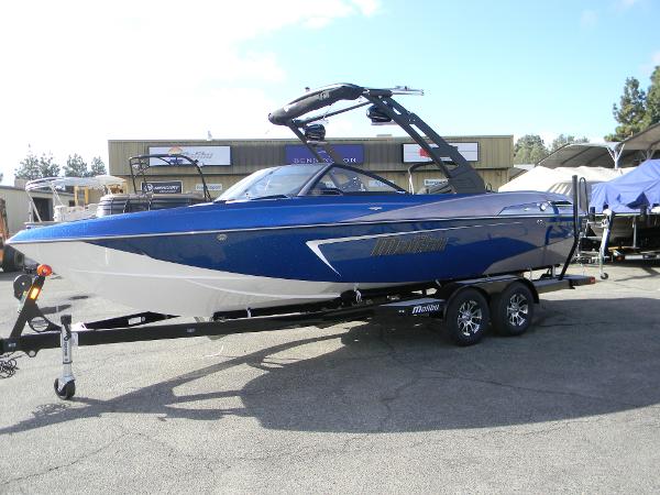 2017 Malibu Wakesetter 23 LSV