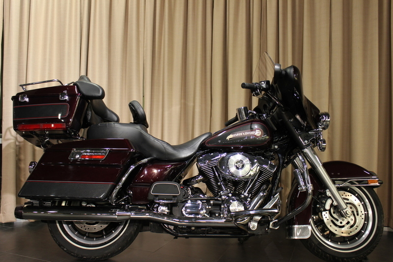 2005 Harley-Davidson FLHTC - Touring Electraglide Classic