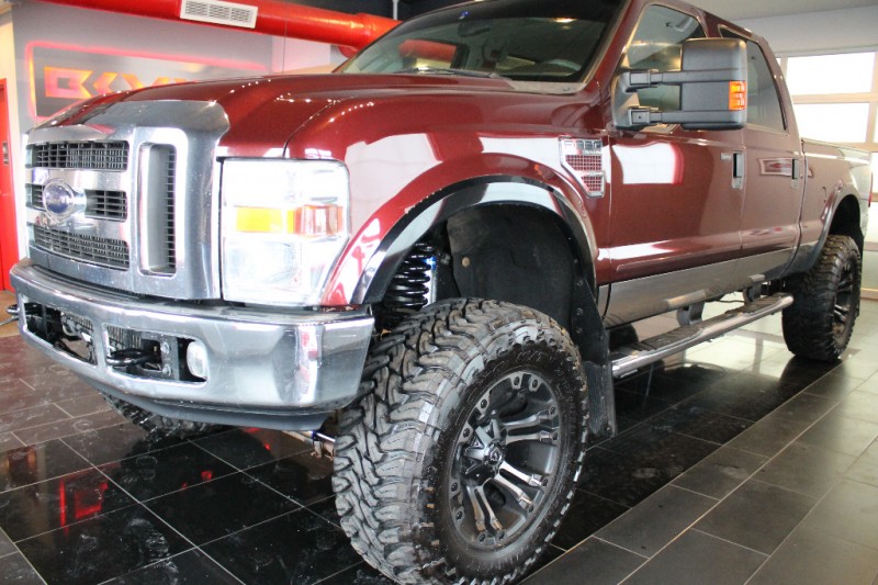 2009 Ford F-350 4WD Crew Cab Lariat Lifted!