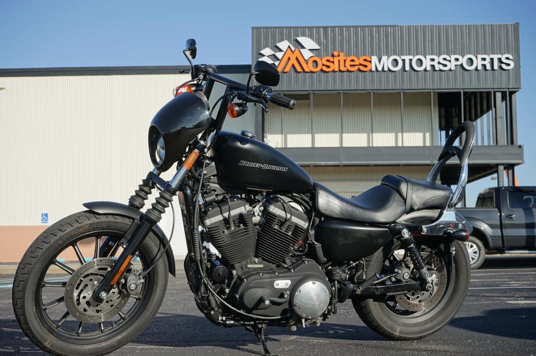 2010 Harley-Davidson XL883N - IRON 883