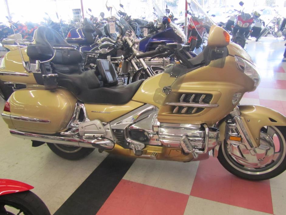 2006  Honda  Gold Wing Audio / Comfort