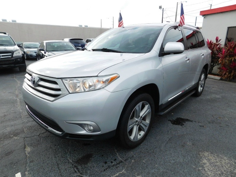 2012 Toyota Highlander FWD 4dr V6  Limited (Natl)