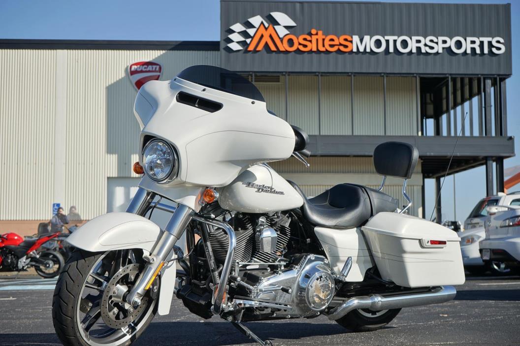 2014 Harley-Davidson FLHXS - STREET GLIDE