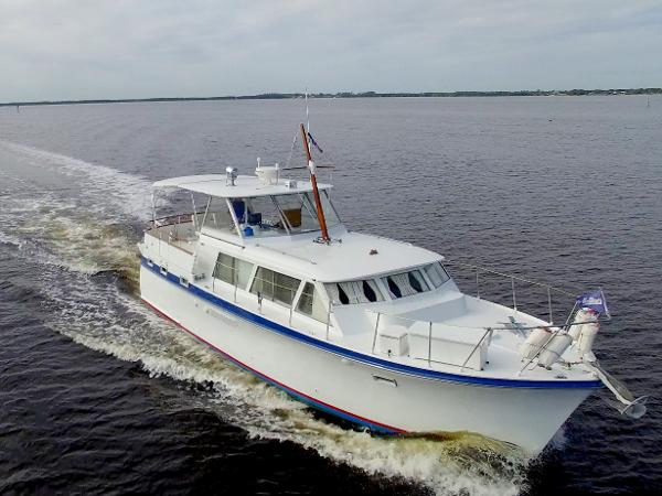 1969 Hatteras 41 Twin Cabin