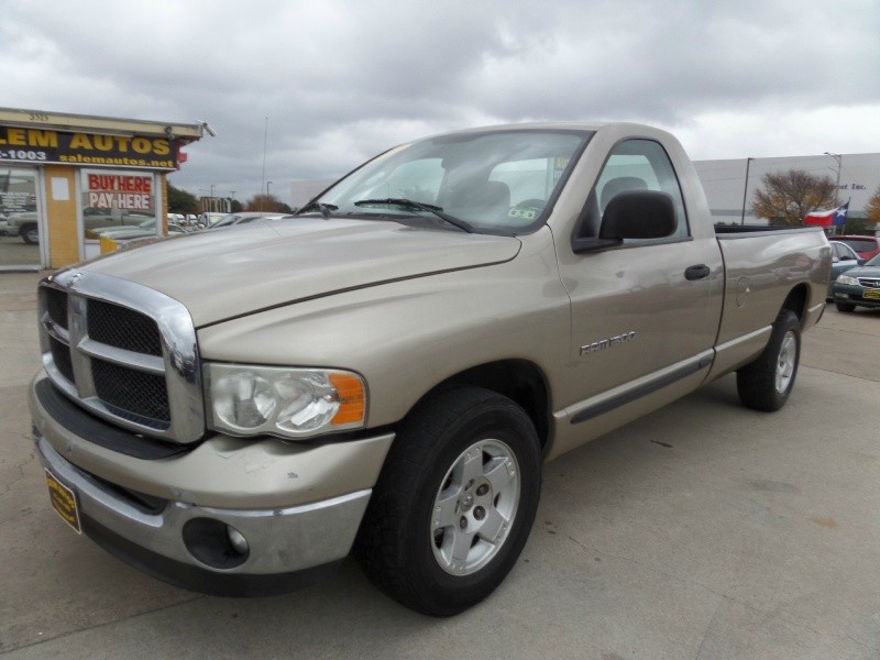 2004 Dodge Ram 1500 2dr Reg Cab 120.5 WB ST **NEW TIMING CHAINS**