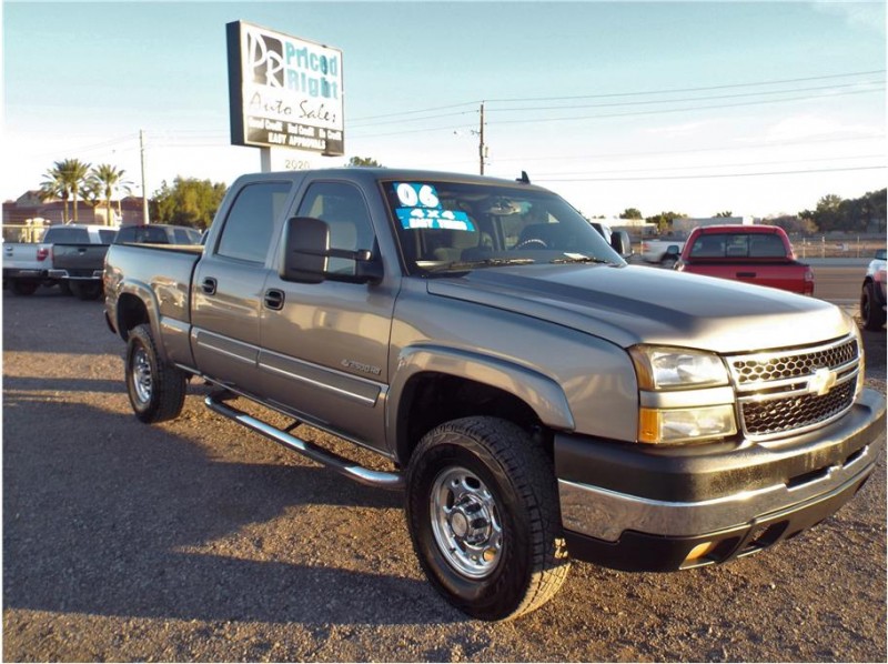 2006 Chevrolet Silverado 2500HD Crew Cab LT 4WD