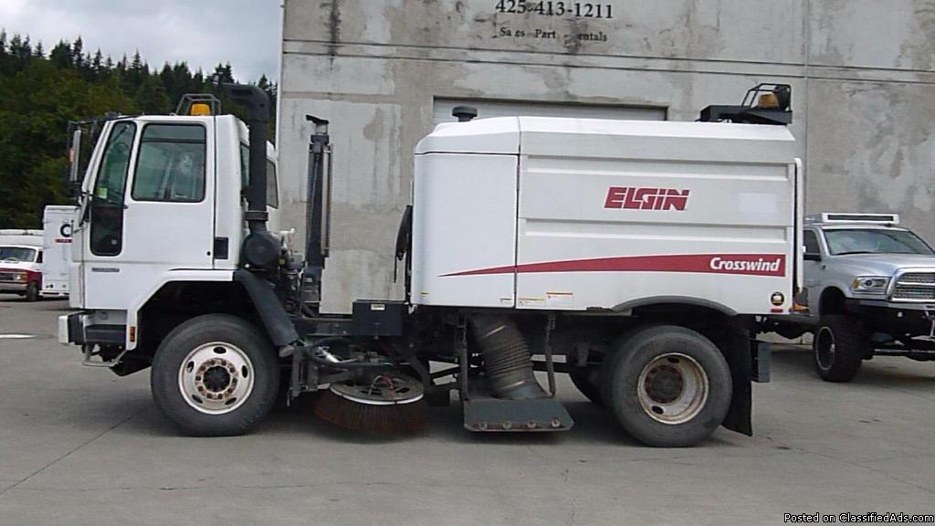 2007 Elgin Crosswind Air Vacuum Street Sweeper for sale