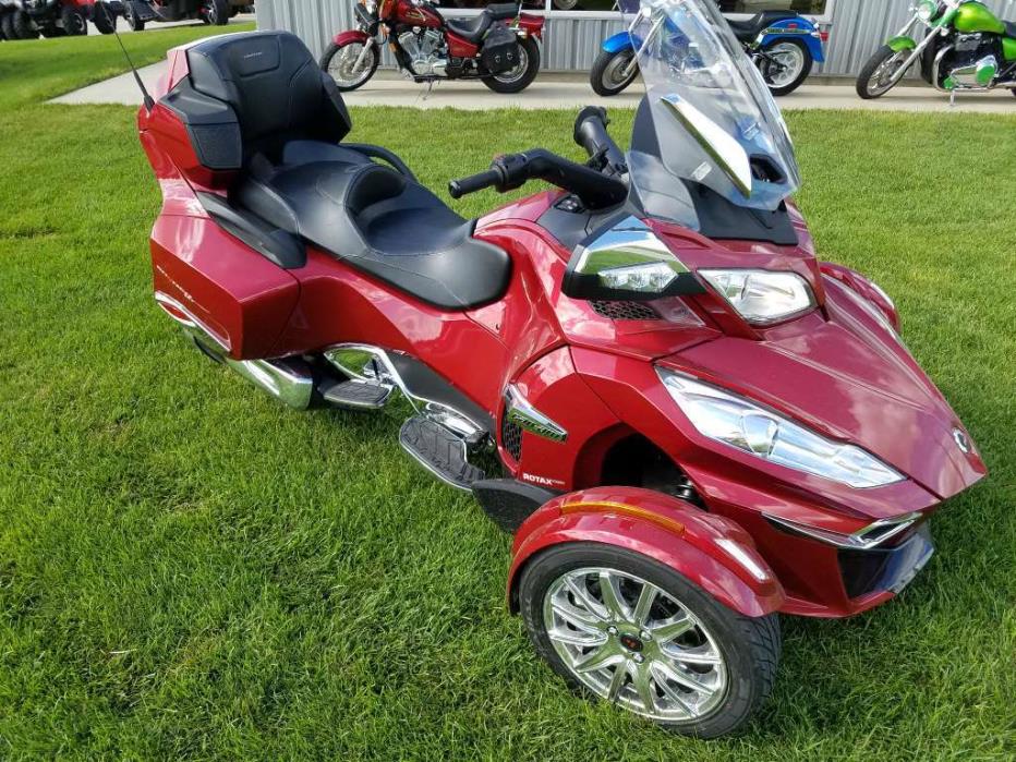 2016 Can-Am Spyder RT Limited