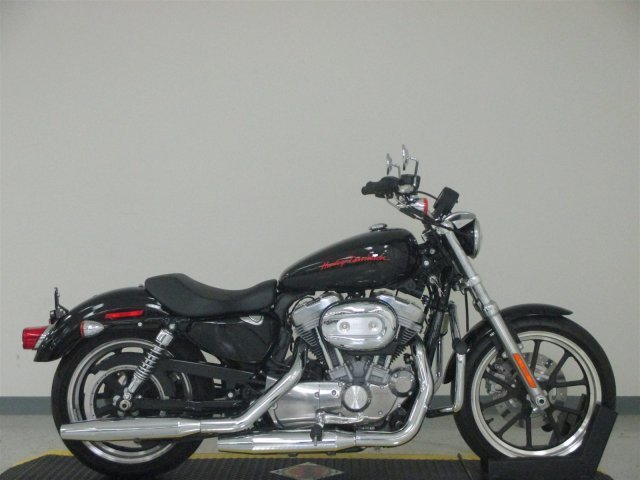 2013 Harley Davidson Sportster XL883L LOW