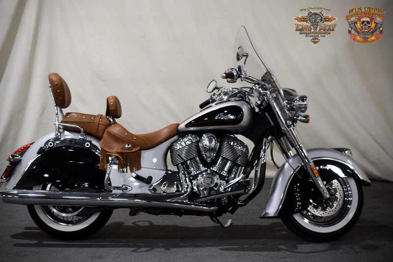 2016 Indian Chief Vintage Star Silver and Thunder Bl