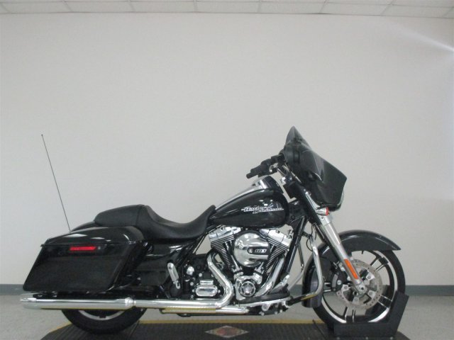 2016 Harley Davidson Street Glide FLHX