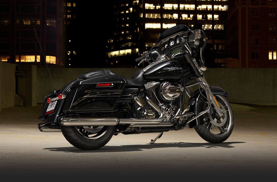 2014 Harley-Davidson FLHXS - STREET GLIDE