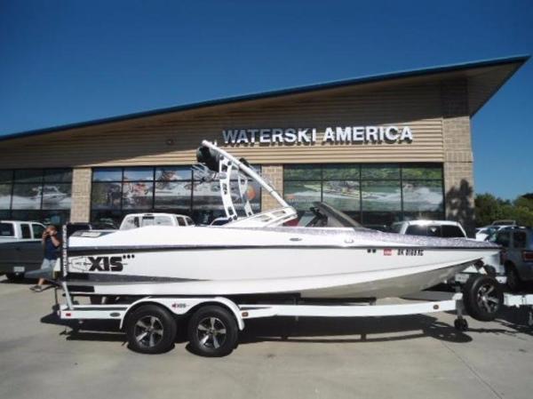 2013 Axis Wake Research Core Series A22