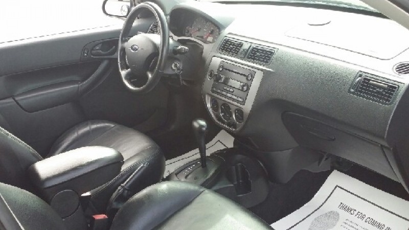 2005 Ford Focus ZX3 SES 2dr Hatchback