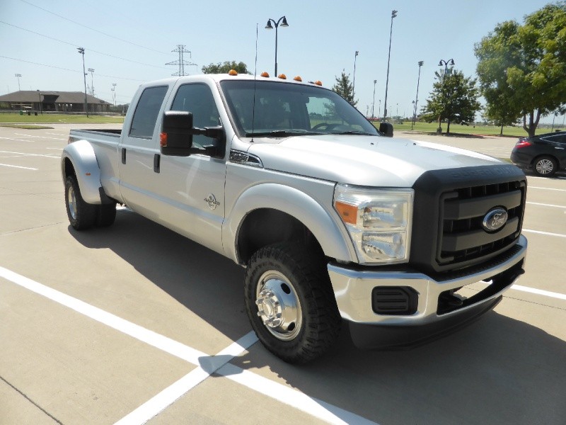2012 Ford F 350 DRW DIESEL Crew Cab XLT FX4 SUPER NICE VERY AFFORDABLE
