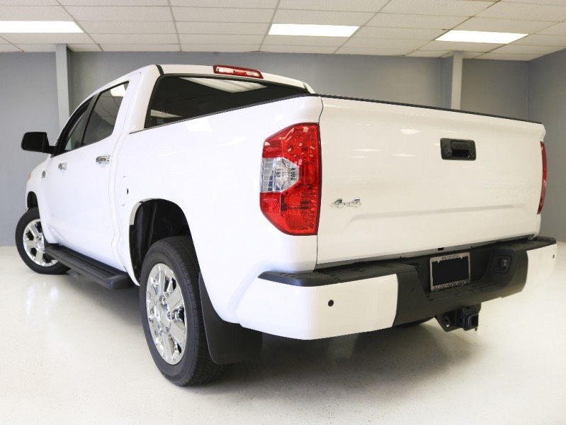 2014 Toyota Tundra 4WD Truck CrewMax 5.7L FFV V8 6-Spd AT Platinum (Natl)