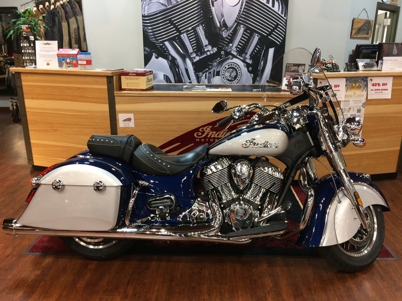 2017 Indian Springfield Blue Sapphire Over Star Silv