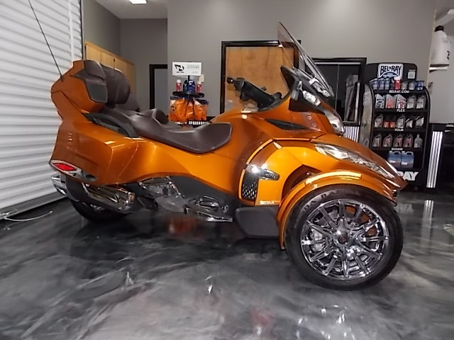 2014 Can-Am SPYDER RT SE6 LIMITED