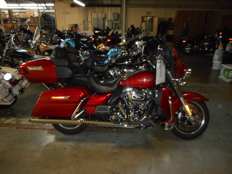 2014 Harley-Davidson FLHTCU - Electra Glide Ultra Classic