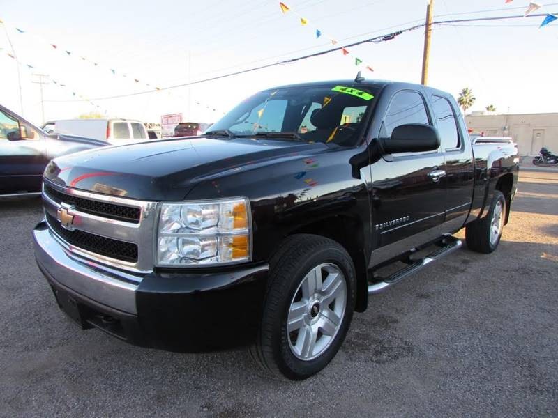 2008 Chevrolet Silverado 1500 LT1 4WD 4dr Extended Cab 6.5 ft. SB