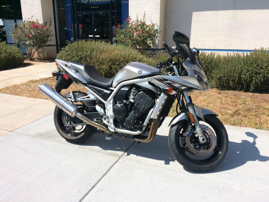 2005 Yamaha FZ1