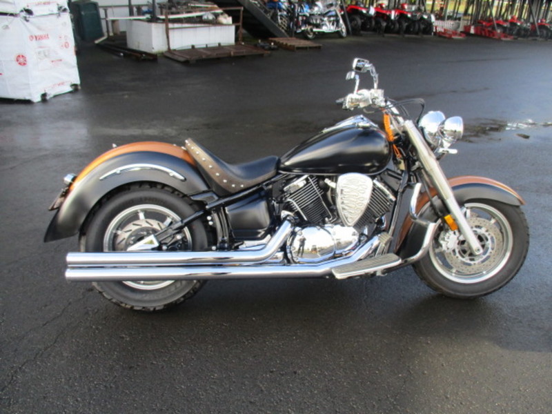 2004 Yamaha V Star 1100 Classic