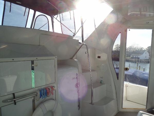 2003 Carver 396 Motor Yacht