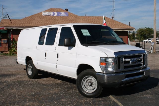 2011 Ford Econoline Cargo Van E-250